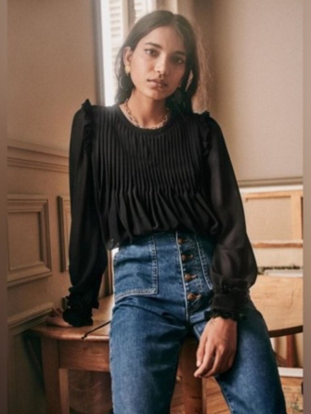 NWOT SEZANE Eva Black Pleated Blouse Top XS 2 34